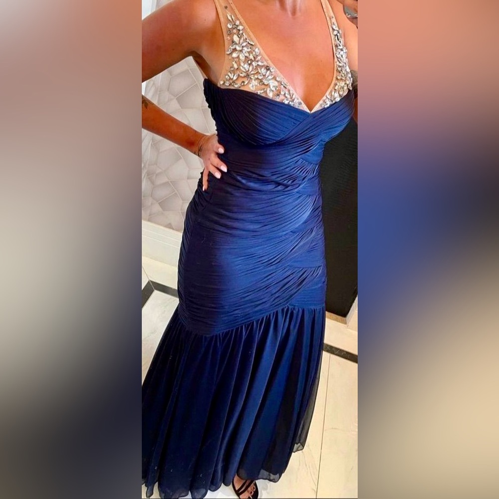 Adrianna Papell Women Sz 8 Navy Pleated Jewel Illusion Neckline Gown Dress
